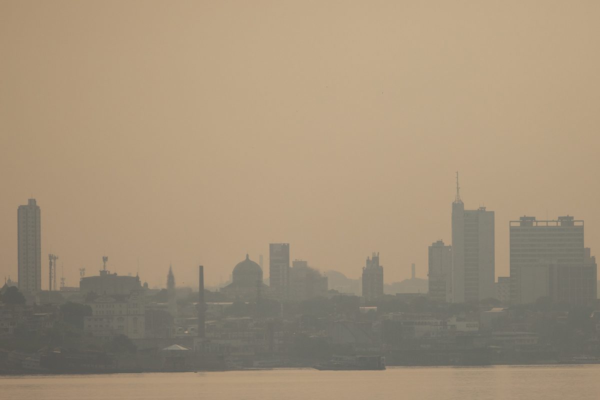 Arsip Manaus dilihat dari Jembatan Rio Negro, 8 September 2020. Bruno Kelly/Amazônia Real, CC BY 2.0. Bukan kondisi kota Oktober 2026.