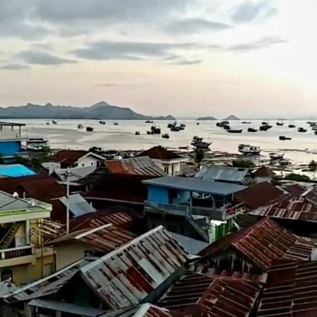 Foto arsip Pelabuhan Labuan Bajo pada 6 Maret 2023, bukan lokasi dan waktu operasi evakuasi KM Feronia.